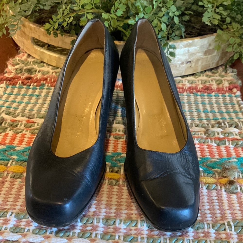 Mugnai Heels 38